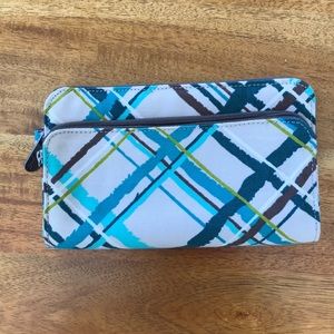 NWOT Thirty One Gifts wallet